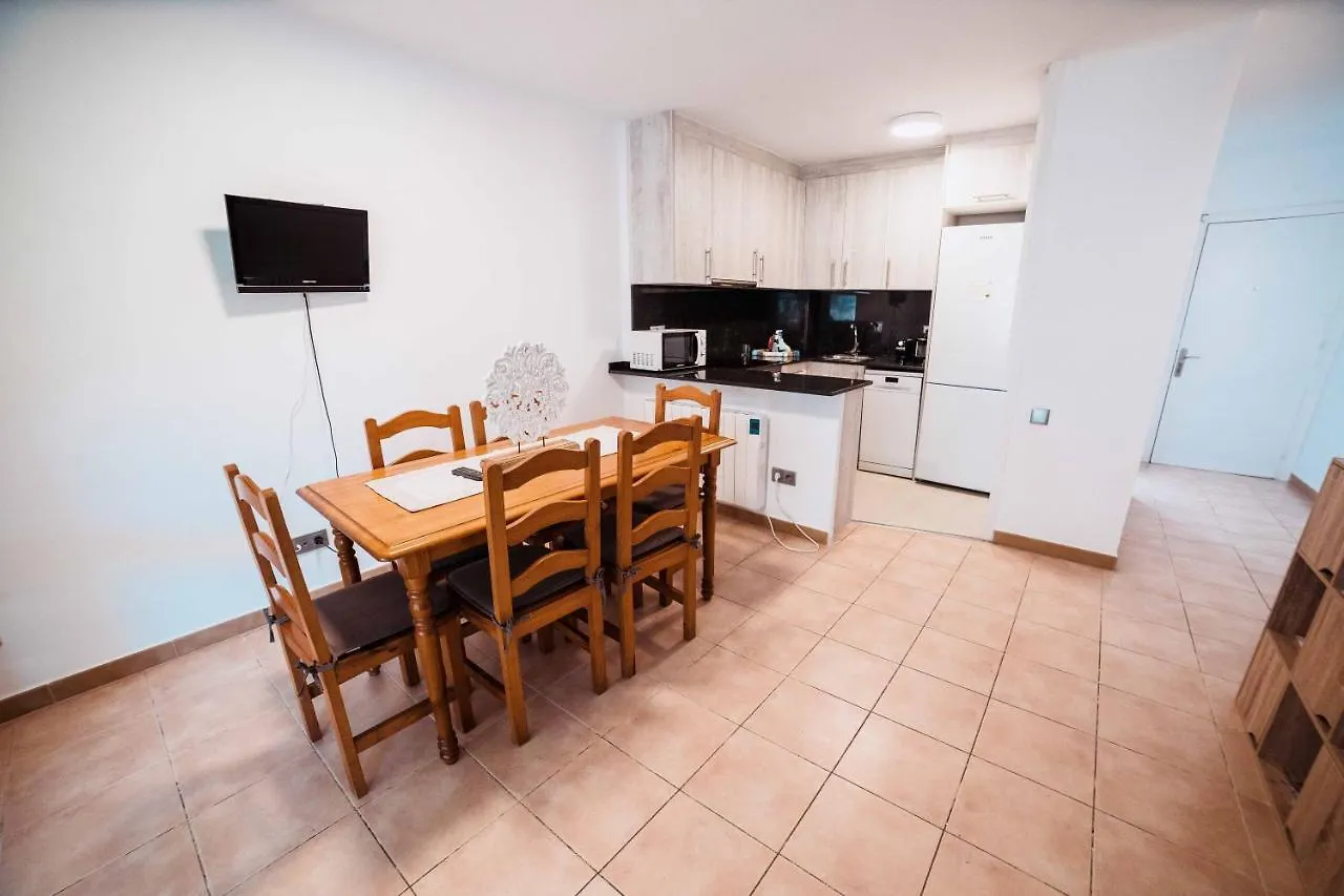 Apartamento reformado a 2 minutos de la playa en Calella! Calella De Palafrugell